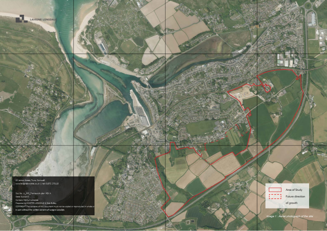 Image 1 : Aerial photograph of the site Image 1 : Aerial photograph of the site